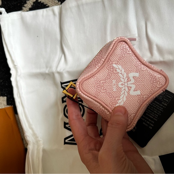 MCM Blush Pink Coin Pouch - Picture 4 of 4
